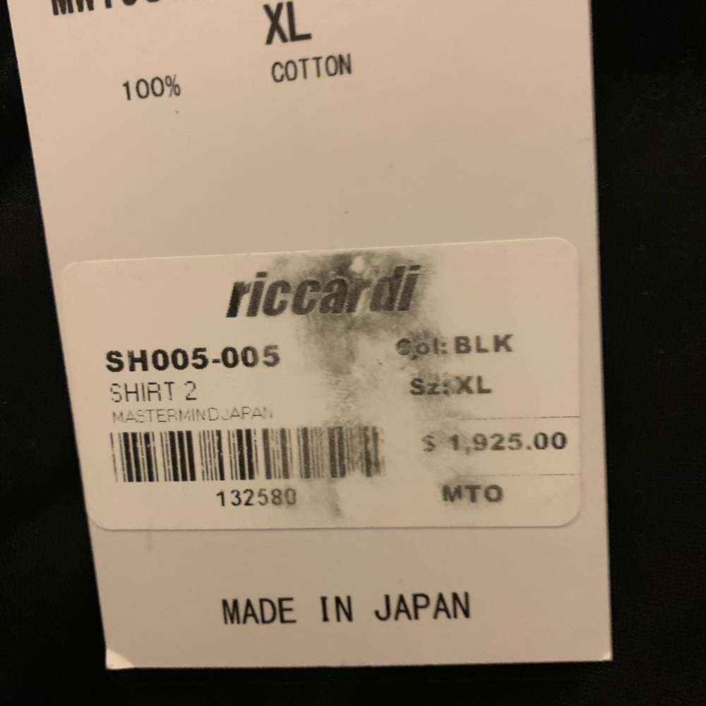 Brands new never worn 100% authentic